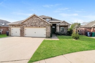 Building Photo - 8905 NW 106th St