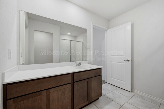 Building Photo - 3311 Brookstone Dr