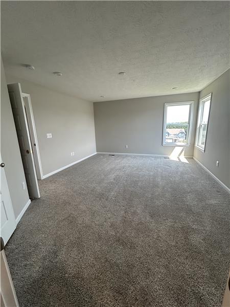 Building Photo - 10561 Elderberry Ln