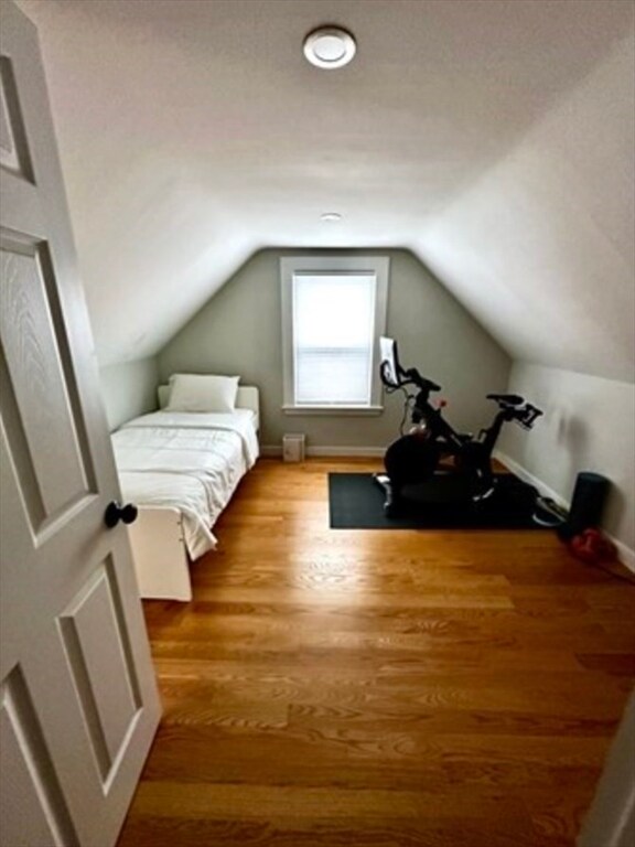 Building Photo - 14 Everett St