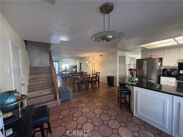 Building Photo - 22933 Estoril Dr