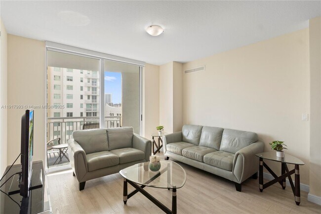 Building Photo - 1745 E Hallandale Beach Blvd