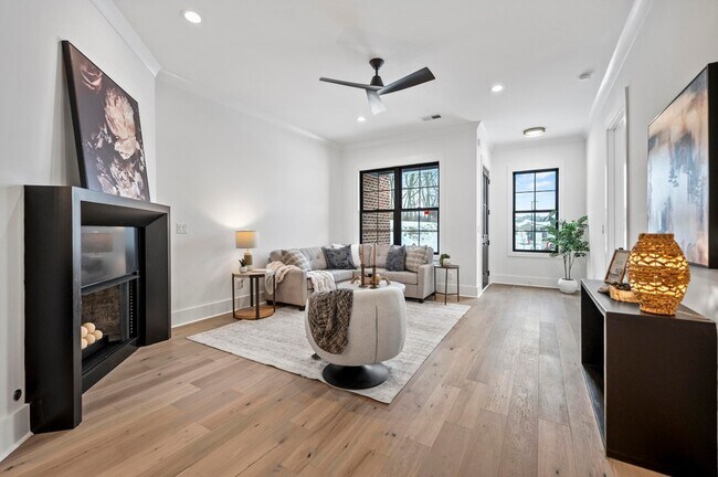 Building Photo - 4161 Cocos Wy