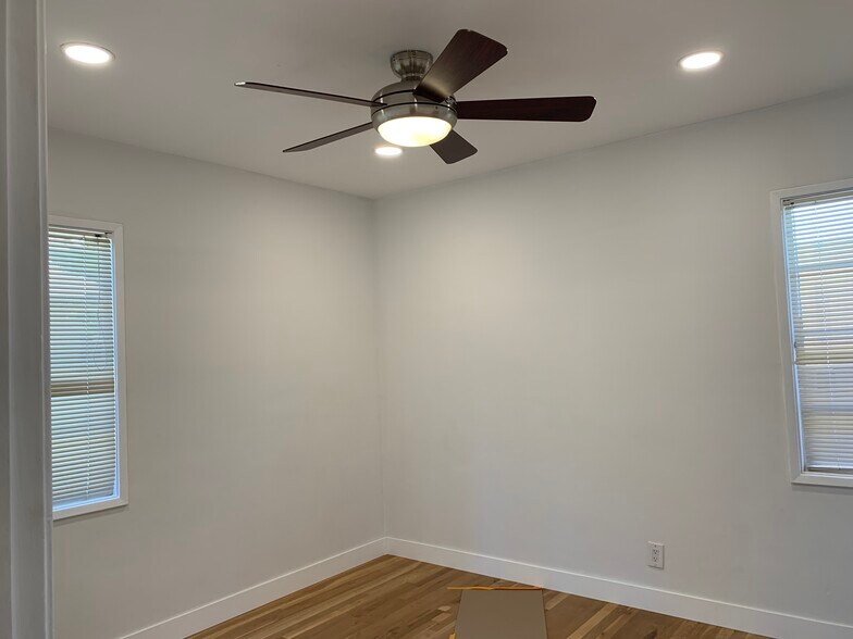 Building Photo - 17351 Bullock St