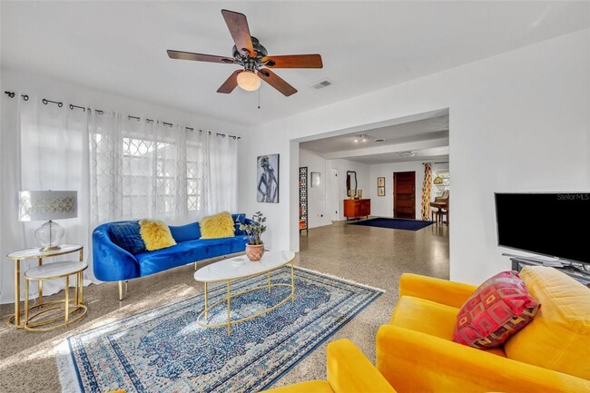 Building Photo - Fabulous & Furnished in Winter Park!