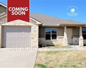 Building Photo - 4825 Deep Drive