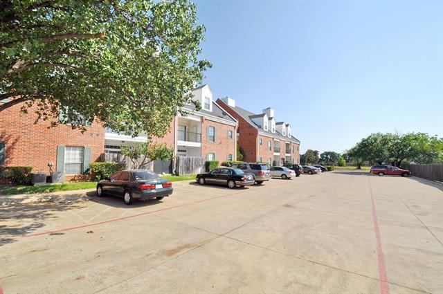 Building Photo - 3701 Cedarplaza Ln