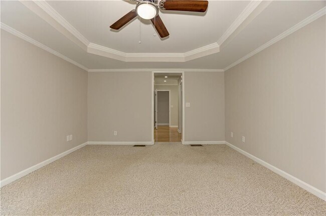 Building Photo - 1837 Chancery Ln