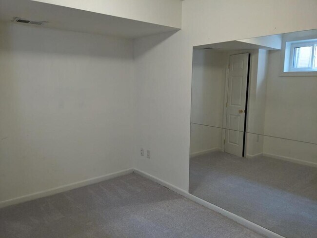Building Photo - 7479 Zanuck Ct