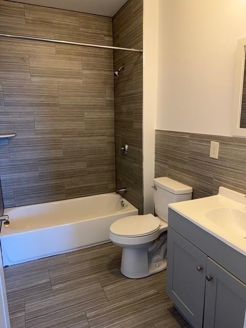 Building Photo - 90 Clinton Ave