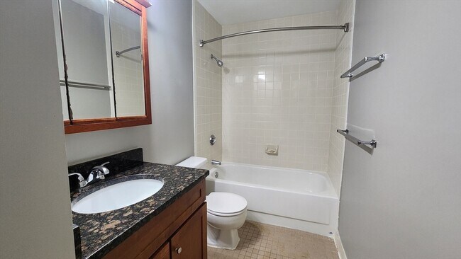 Building Photo - 51 Ocean View Dr