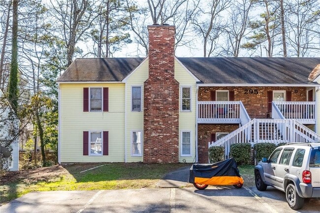 Building Photo - 295 E Burns Ct SW