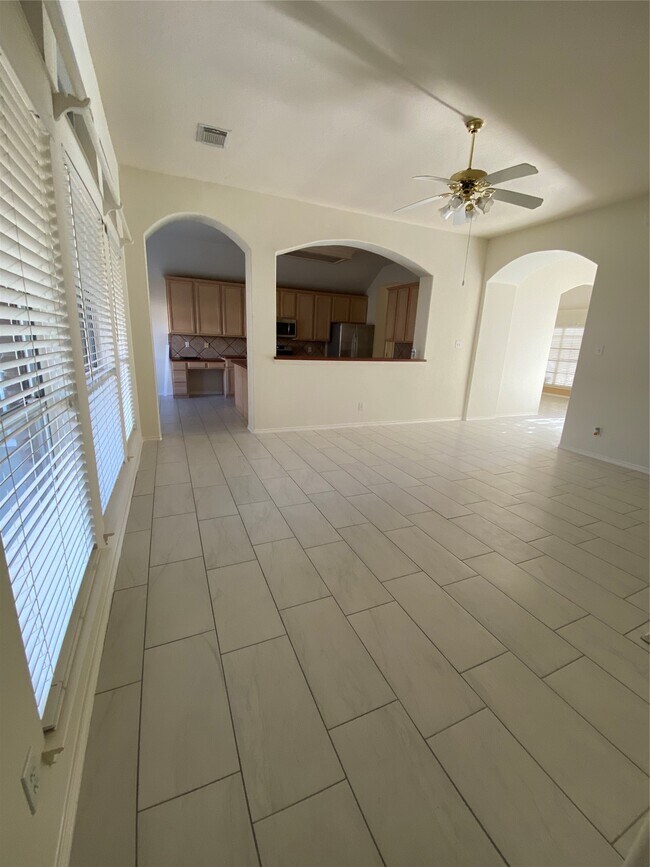 Building Photo - 17702 Forest Haven Trail