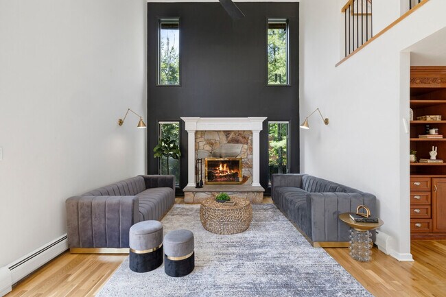 Building Photo - 2A Cherry Ln