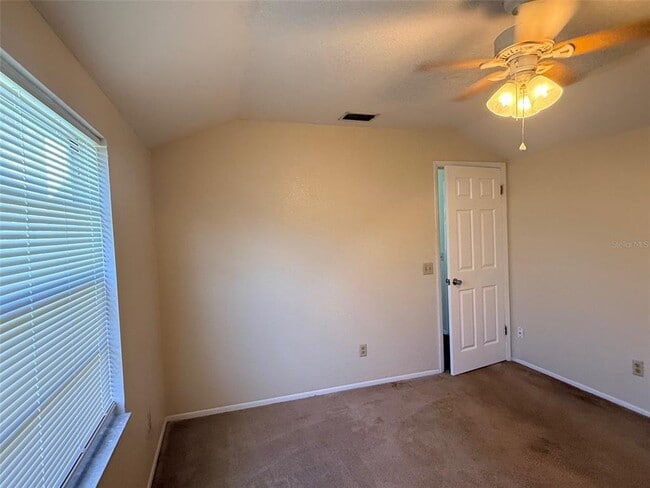 Building Photo - 3610 Dartmouth Ave N