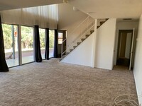 Building Photo - Spacious Duplex in South Redlands with Poo...