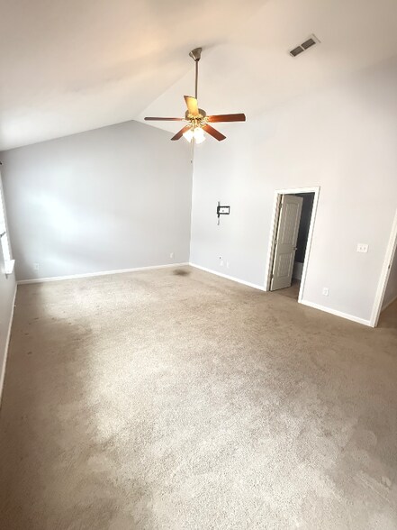 Building Photo - 4721 Chelanie Cir