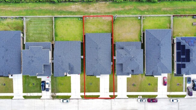 Building Photo - 29935 Gallatin River Ln