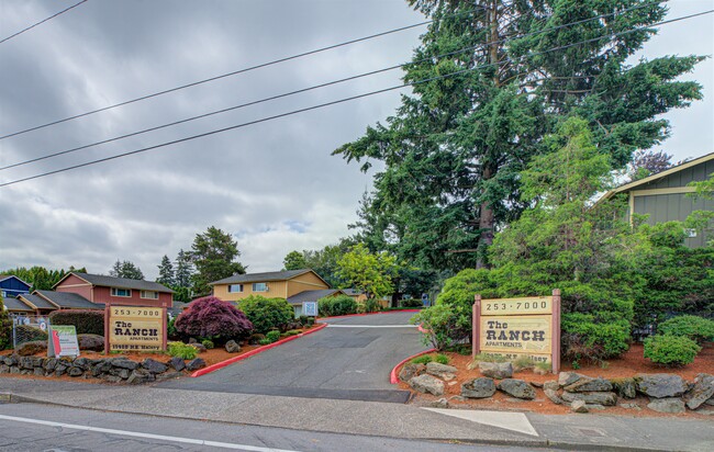Building Photo - Ranch Apartments