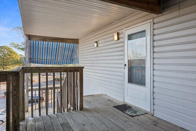 Building Photo - 2BR/2BA Condo Near Langley AFB