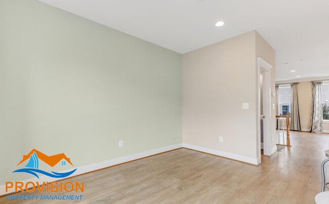 Building Photo - 7802 Five Oaks Ct