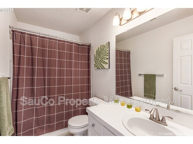 Building Photo - 14705 NW Benny Dr