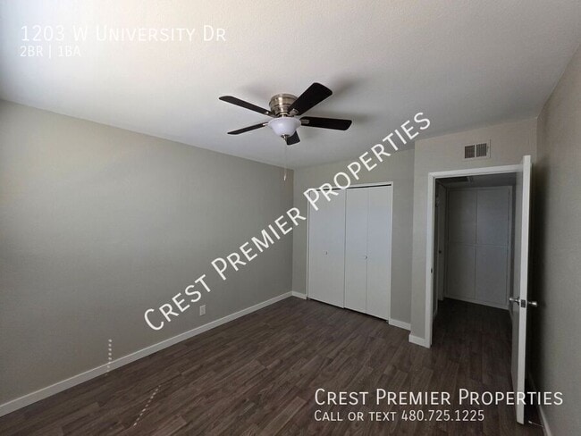 Building Photo - 1203 W University Dr