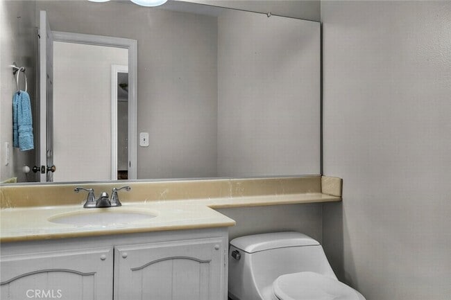 Building Photo - 22253 Drums Ct