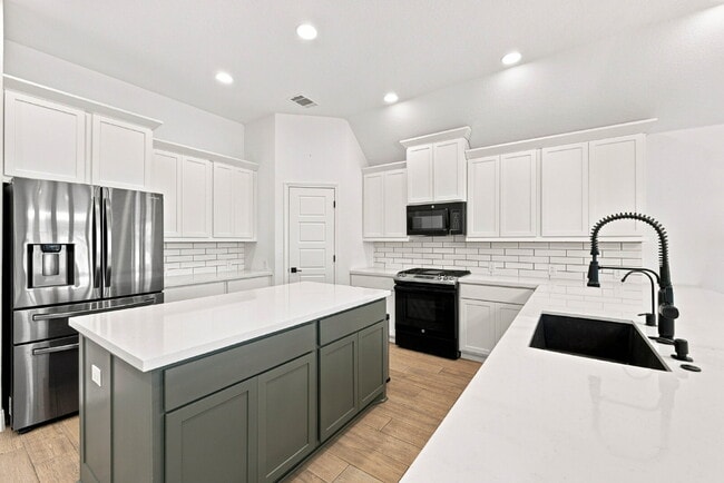 Building Photo - 12653 Dragonfly Ln