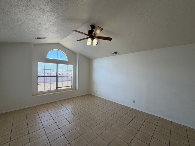Building Photo - 4520 Rockaway Loop NE