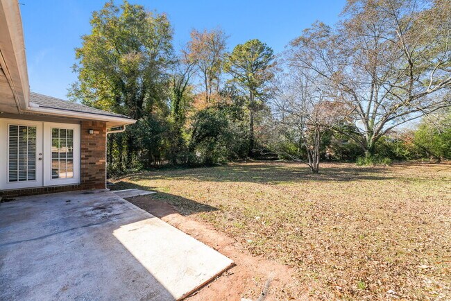 Building Photo - 1412 Idlewood Rd