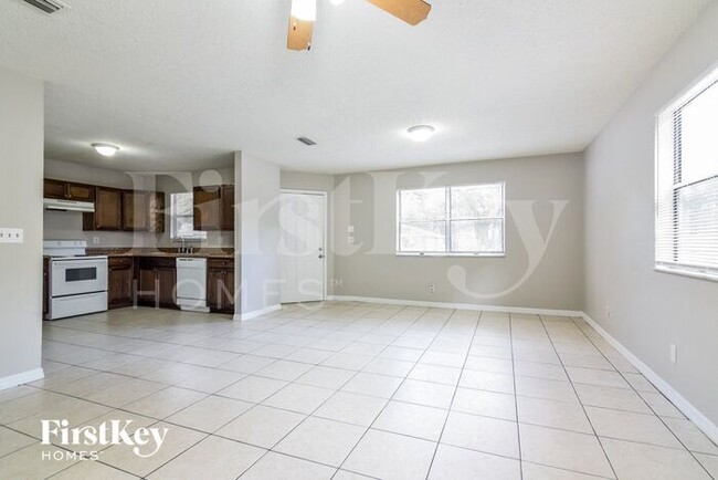 Building Photo - 3112 Gordon Ct