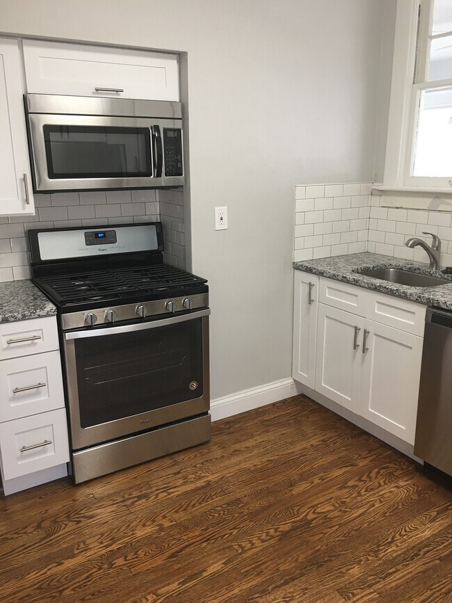 Building Photo - 7748 Wise Ave