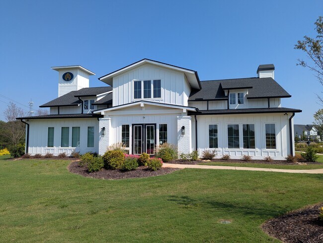 Building Photo - 916 Throckmorton Ct