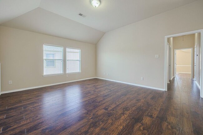 Building Photo - 2206 Grand Shore Ct