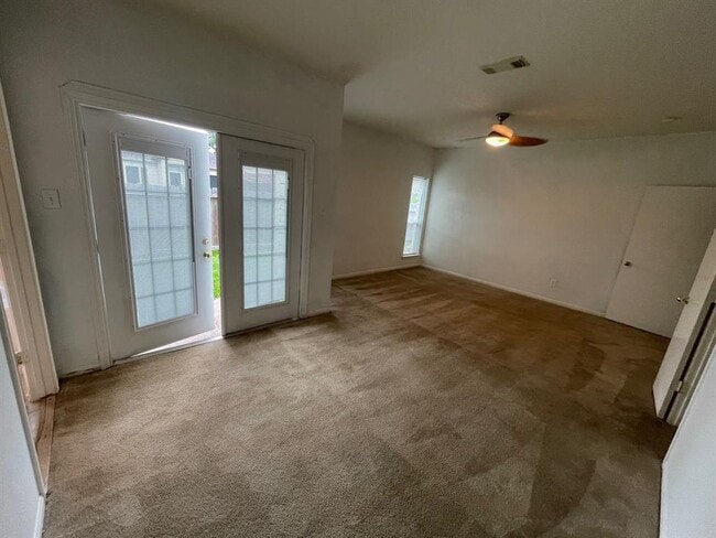 Building Photo - 4002 Timber Falls Ct