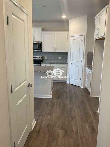 Building Photo - 3636 Pamlico St