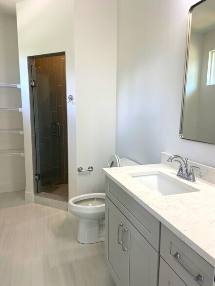 Building Photo - 1174 Ranch Marina Rd