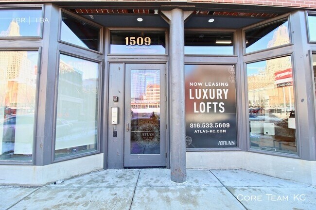 Building Photo - 1513 Walnut St