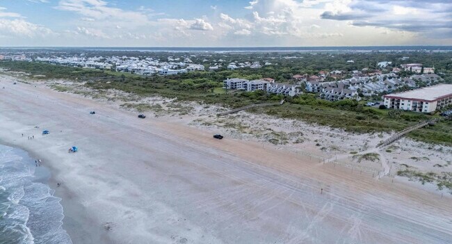 Building Photo - 890-A1A A1A Beach Blvd