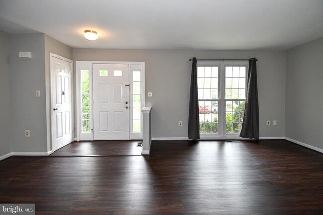 Building Photo - 13216 Country Ridge Dr