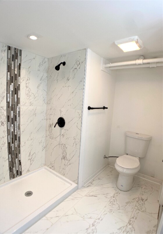 Building Photo - 95 Kentway