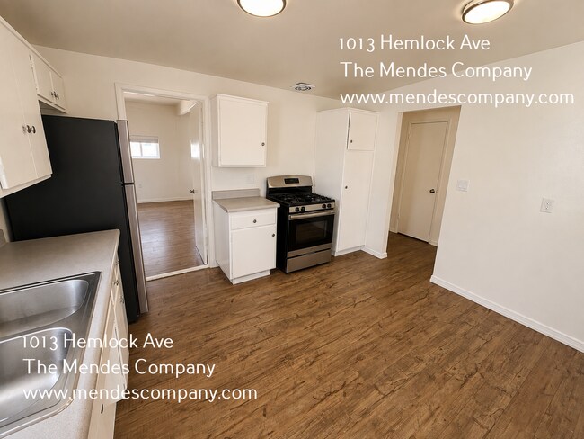 Building Photo - 1013 Hemlock Ave