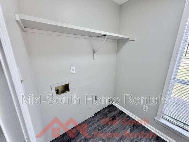 Building Photo - 6419 Ashton Rd