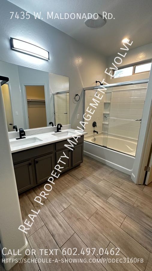 Building Photo - Modern and Elegant Rental Home in Laveen, ...