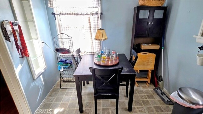 Building Photo - 10551 Karmont Ave