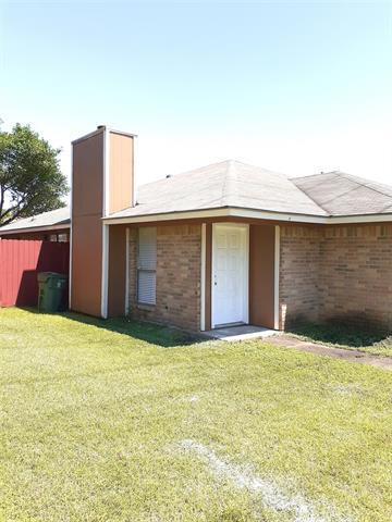 Building Photo - 303 Sherry St