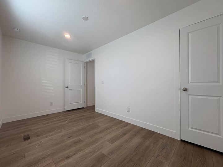 Building Photo - 2060 N Center St