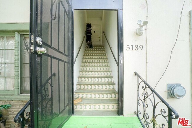 Building Photo - 5139 Marathon St