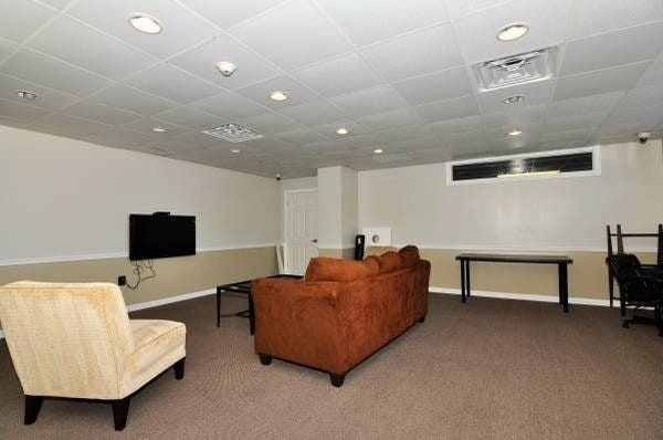 Building Photo - 5353 Columbia Pike